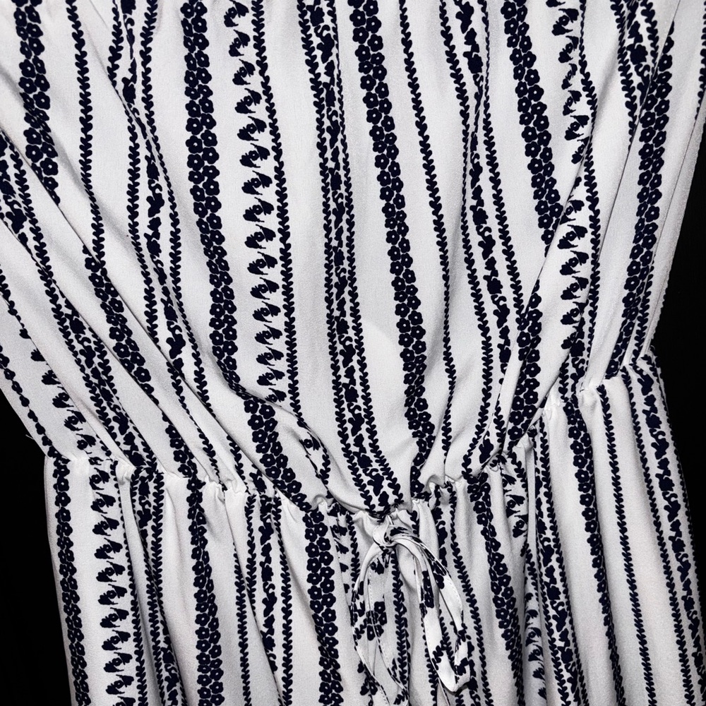 SHEIN White and Navy Floral Striped Strapless Jumpsuit Elastic Ankle XL NWT - Picture 2 of 5